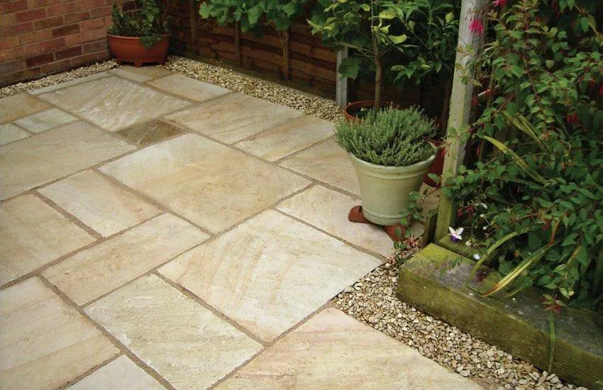 Pavestone Tudor Antique Project Pack Deanery (15m²)