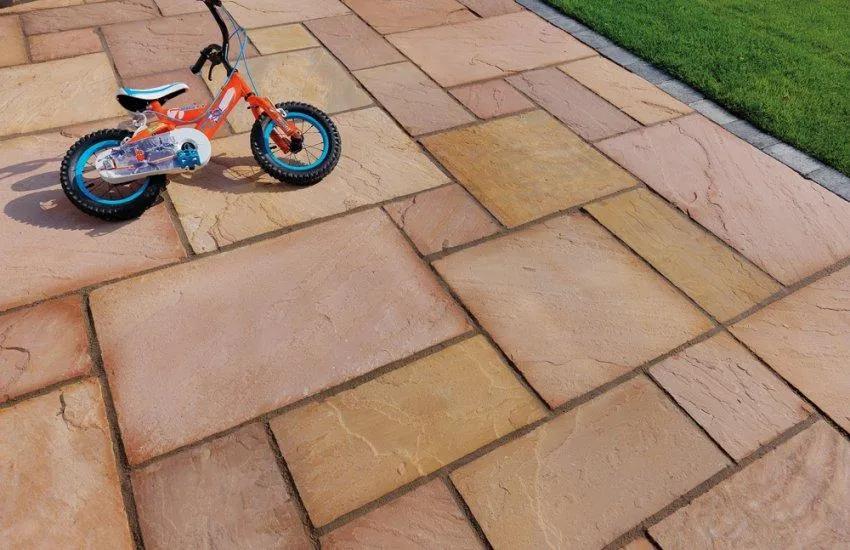 Pavestone Classic Sandstone Project Pack Modak (7.2m²)