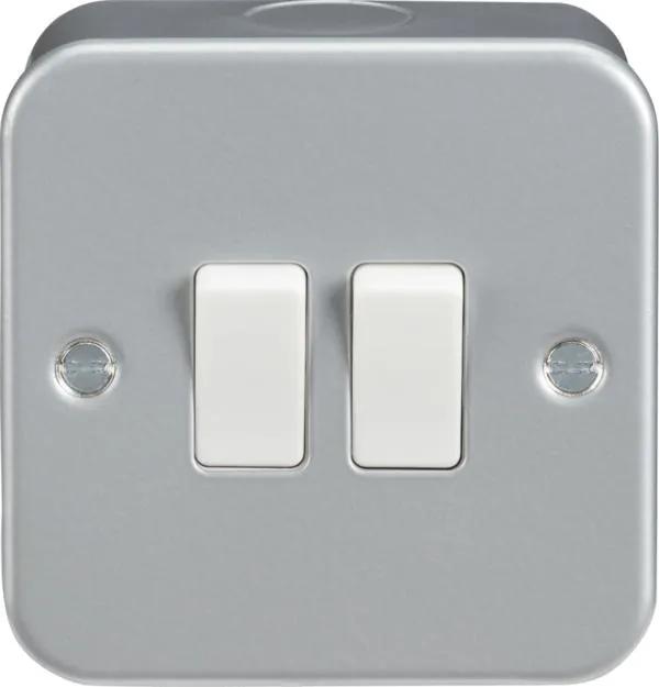Metal Clad 10AX 2G 2 Way Switch