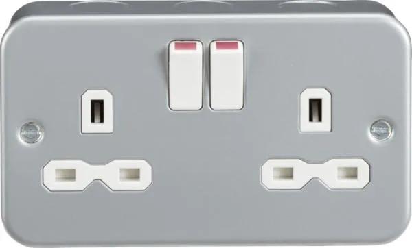 Metal Clad 13A 2G DP Switched Socket