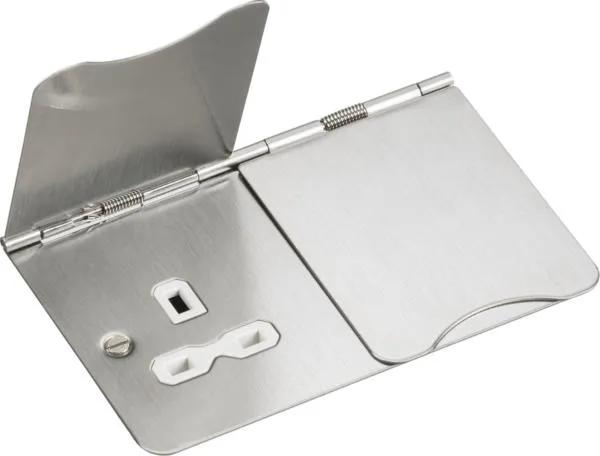 13A 2G unswitched floor socket – brushed chrome with white insert (Brushed Chrome White)