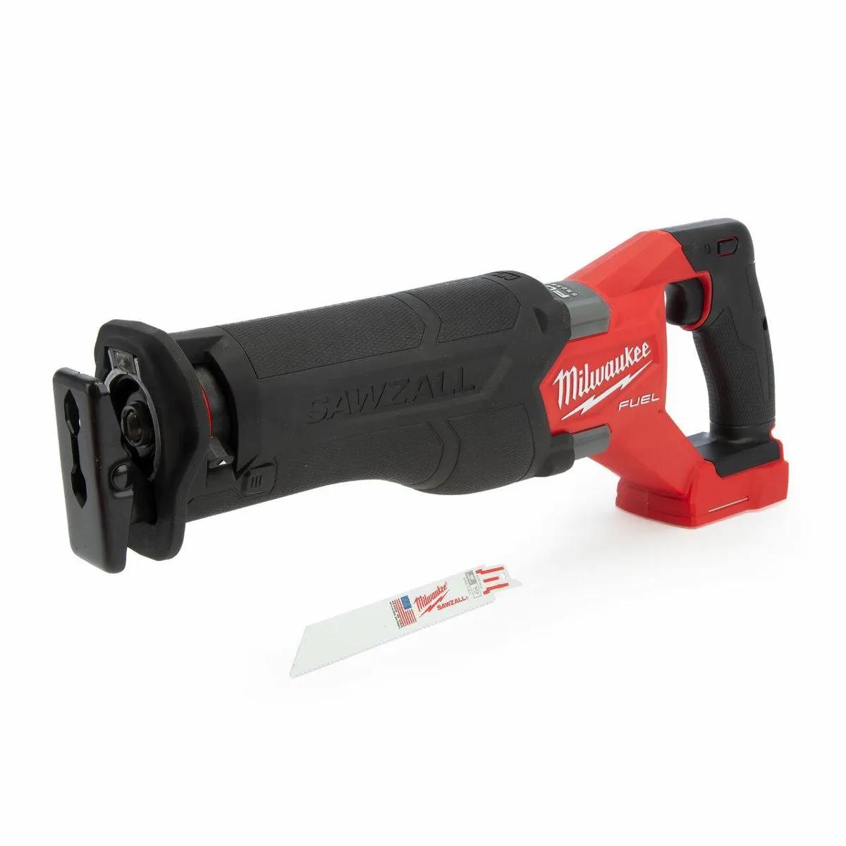 Milwaukee M18FSZ-0 FUEL Sawzall 18V Reciprocating Saw Body Only