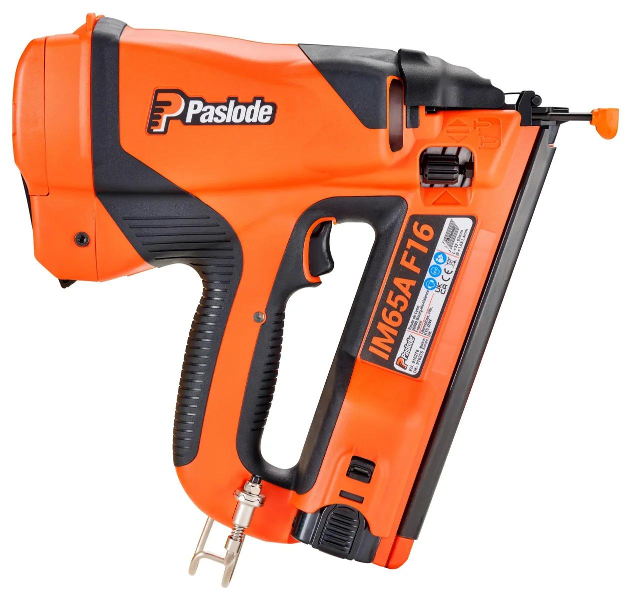 Paslode IM65A F16 Lithium Gas 2nd Fix Angled Brad Finishing Nail Gun With 1x Battery New 2024 Model